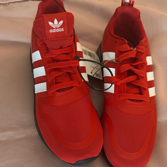 Adidas Men's Red and White Sneakers - Picture 4 of 5
